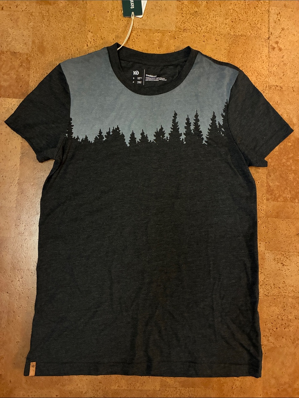 Tentree Two-Tone Gray Graphic Short Sleeve Tee - Picture 3 of 6